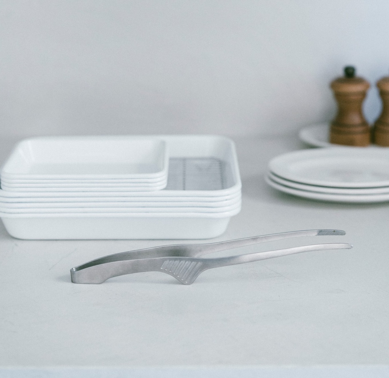 日本燕三条製可站立不沾桌不鏽鋼料理夾烤肉夾