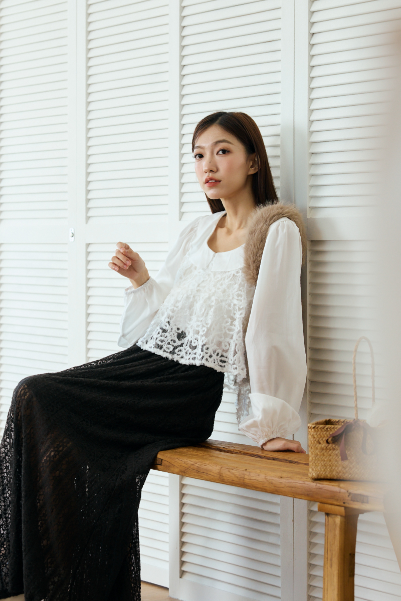 後綁帶壓花短版背心上衣