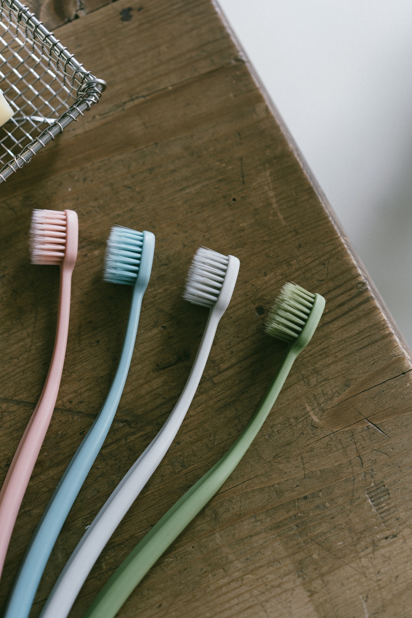 日本製Sakabe流線好拿握機能牙刷