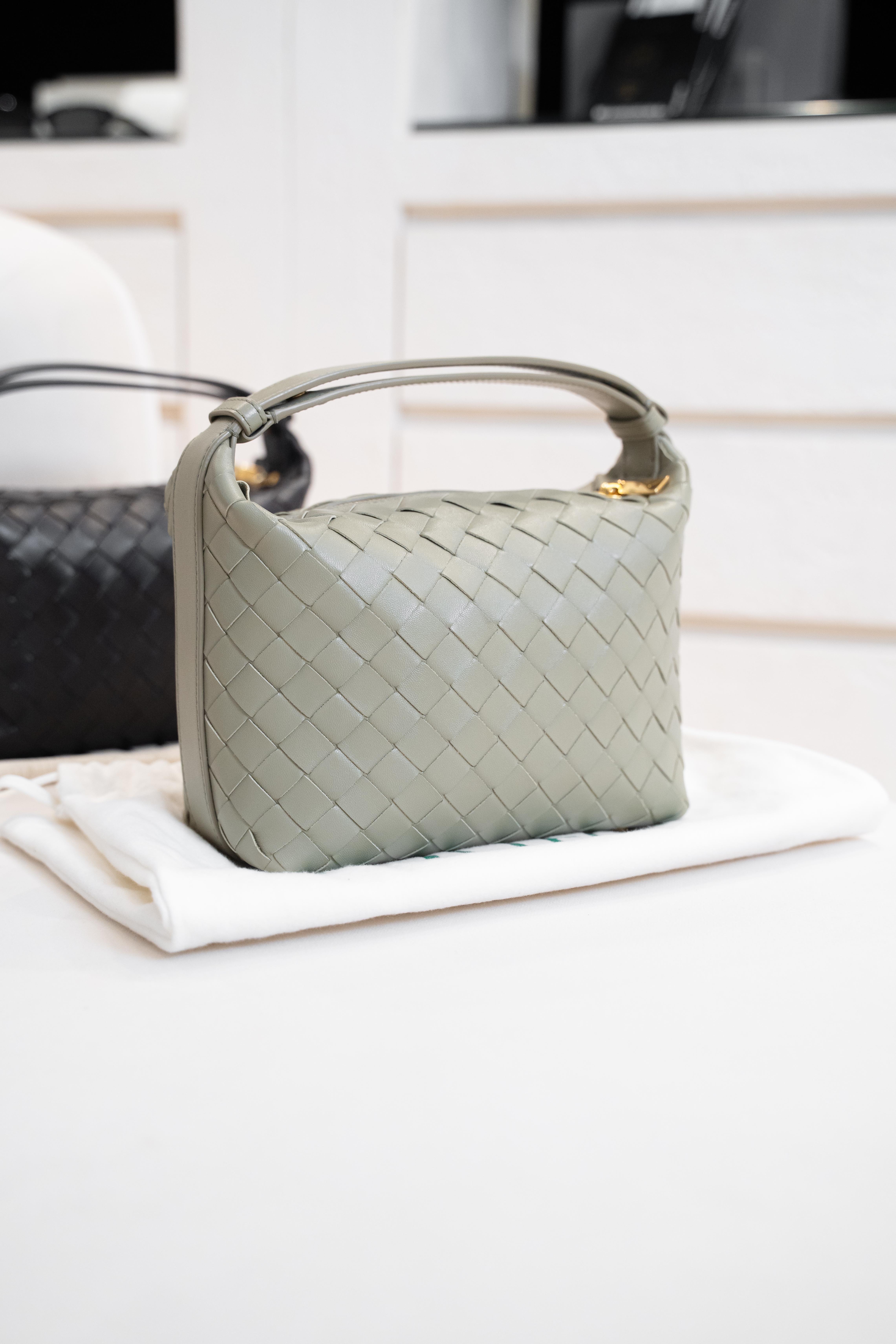 Bottega Veneta BV Wallace Mini 飯盒袋 Travertine 洞石綠