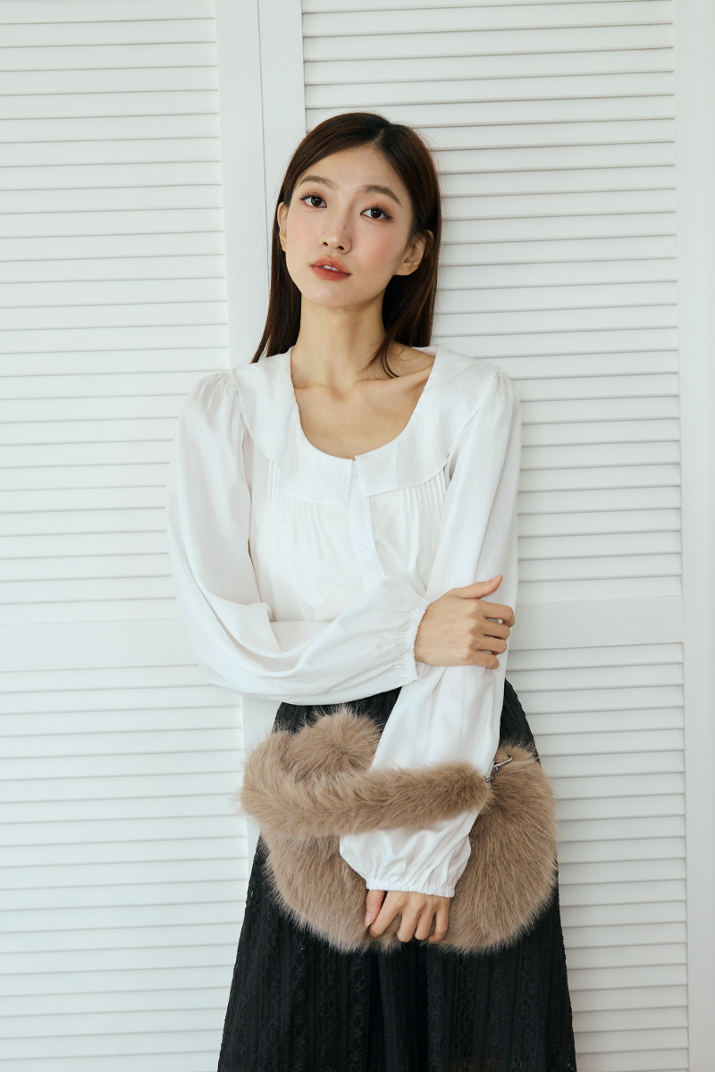 簡約柔軟寬袖壓摺上衣