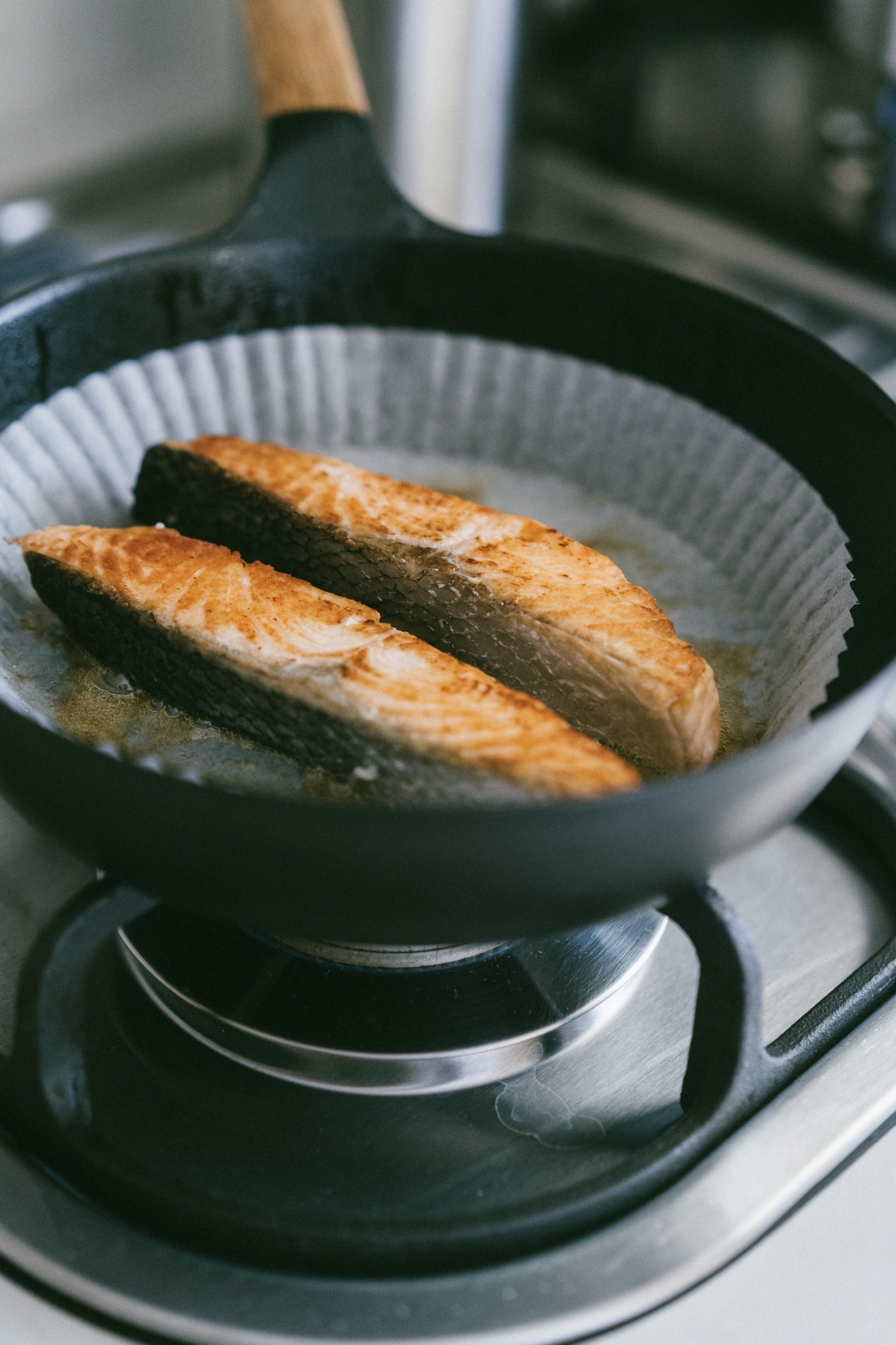 日本製耐高溫油煎紙／蒸籠紙／氣炸鍋墊紙( 50枚入)