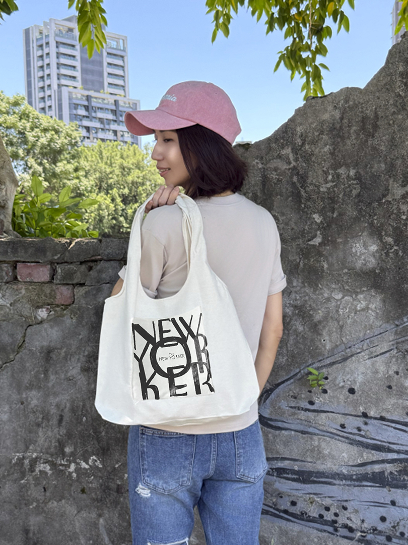 大膽的黑色字母設計 ★ NY購物袋 (寬版托特包)