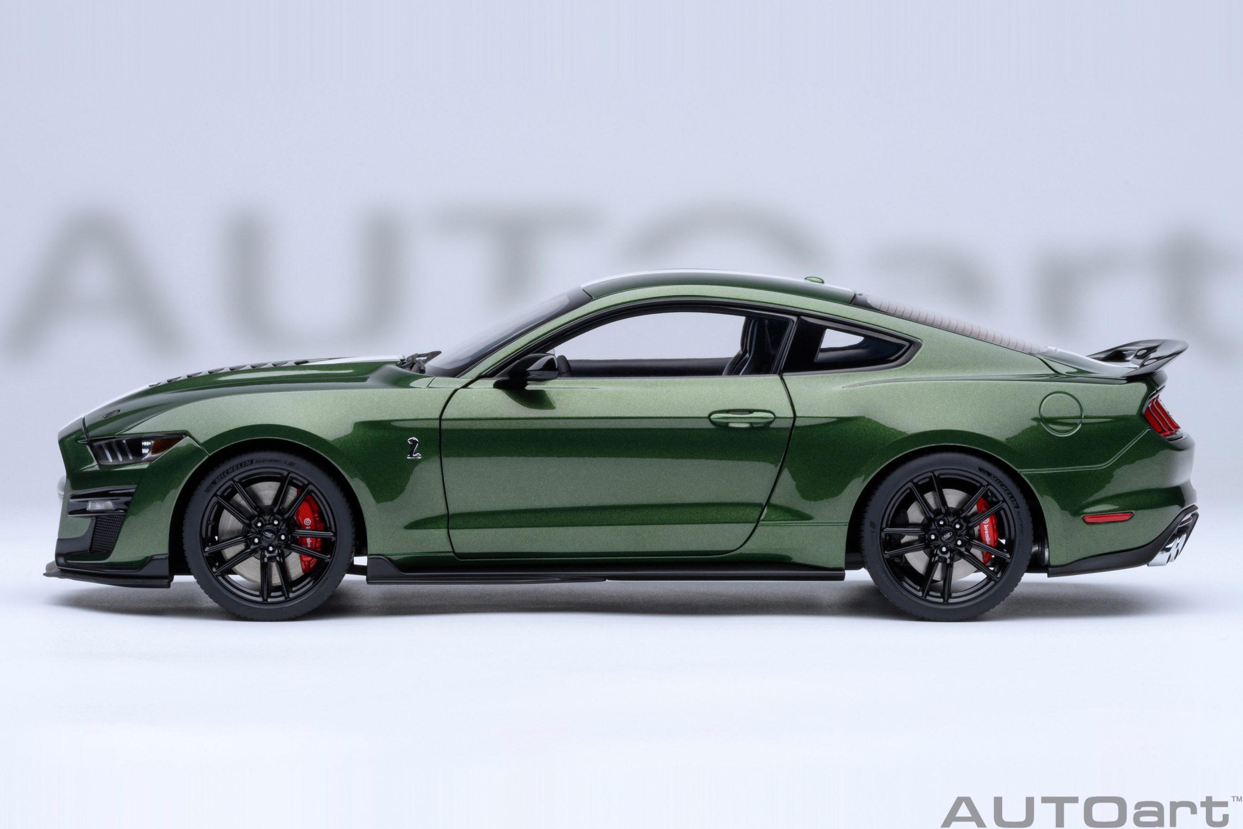 預訂 (訂金$300) (預訂價$1584):1/18 AUTOART Ford Mustang Shelby GT500 (Eruption Green) (73097)