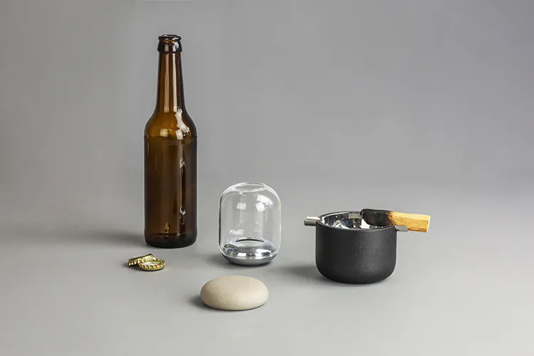 no.30-好轉-菸灰缸,搭配同品牌的玻璃照蠟燭檯、開瓶器,讓你感受到獨特的設計氛圍。