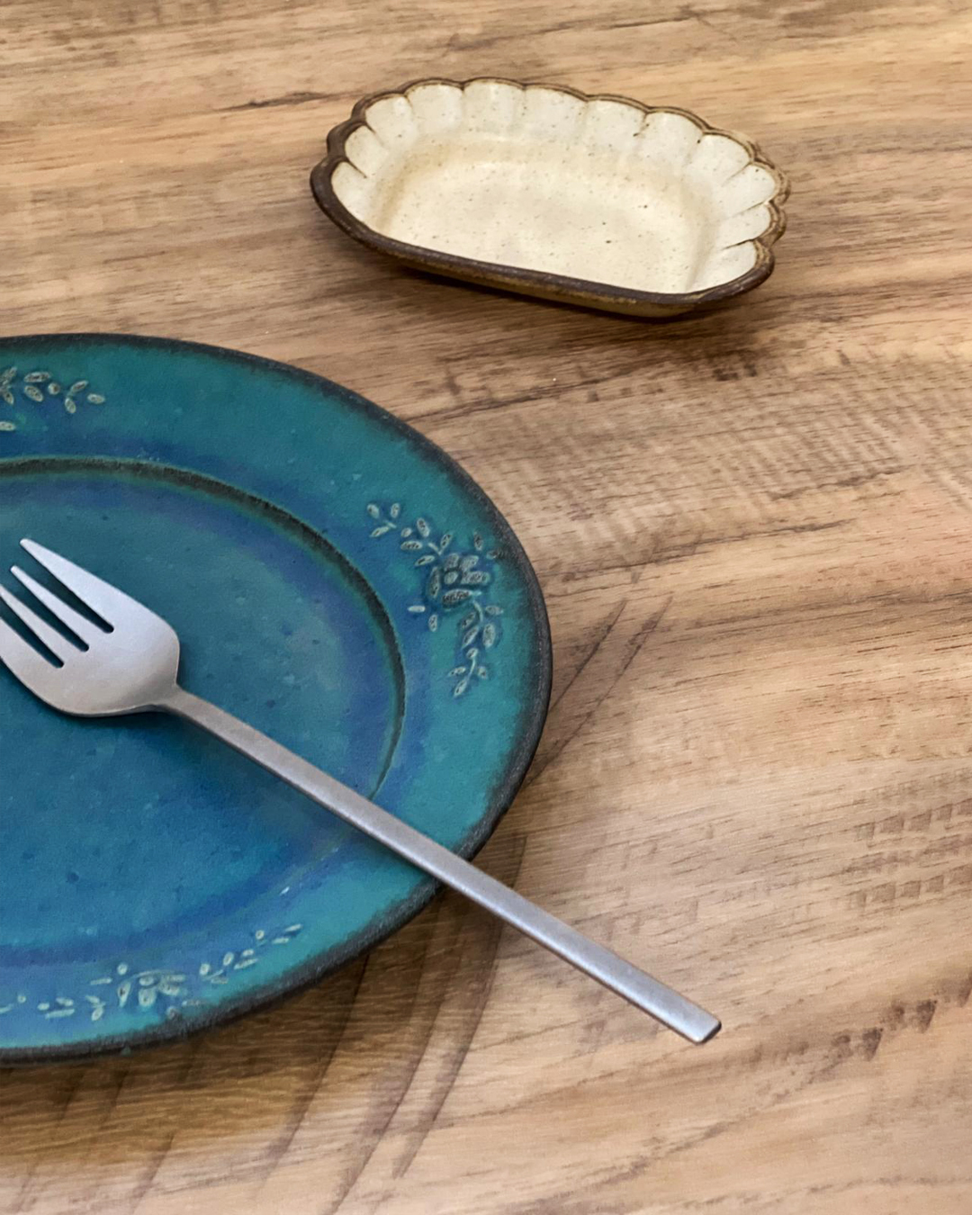 益子燒 玫瑰22cm圓餐碟｜職人 若林健吾