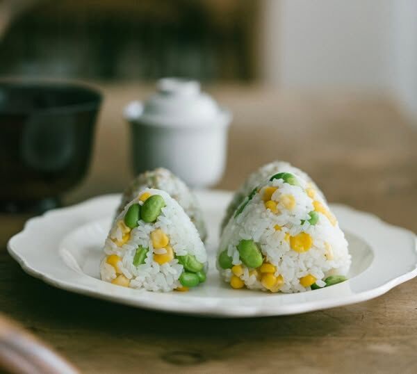 日本製一大一小輕巧好脫飯糰模