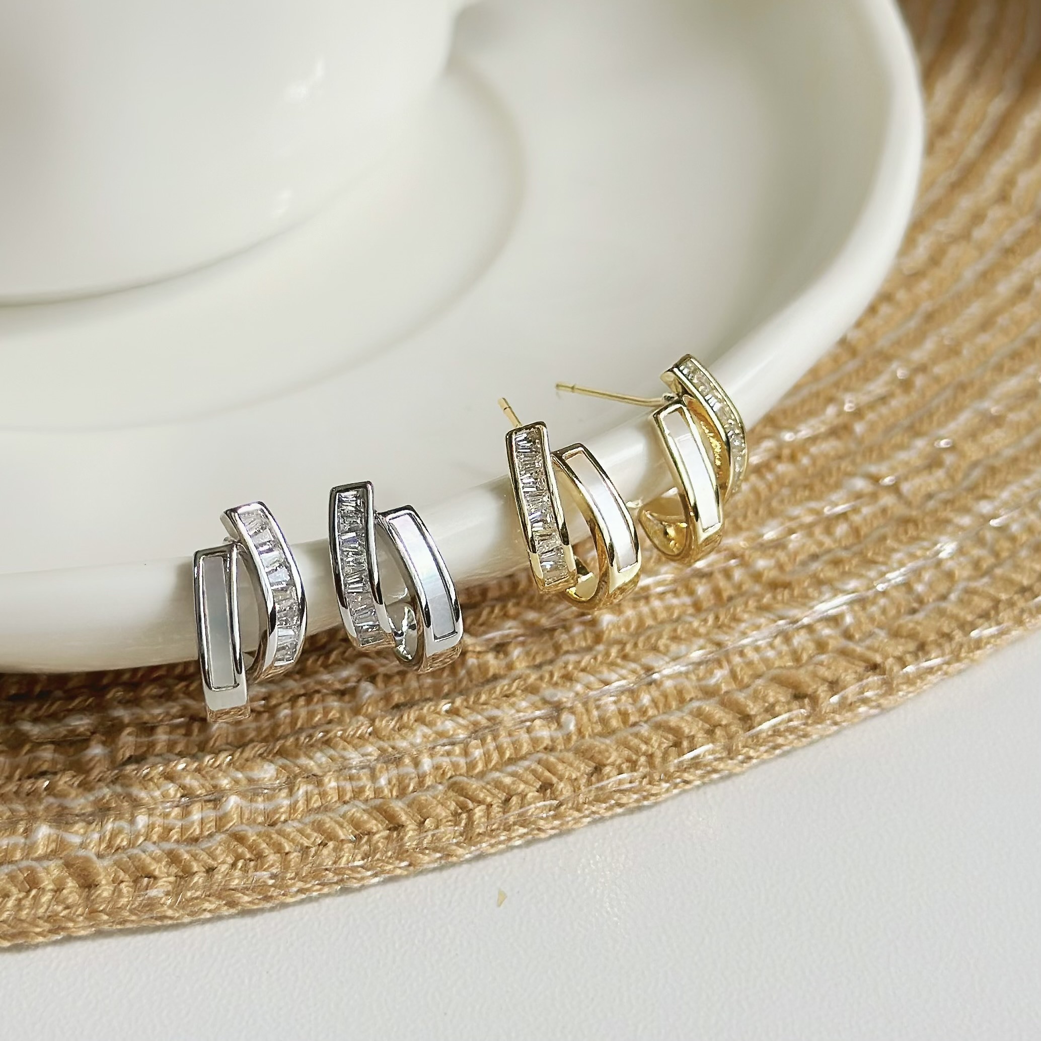 C134鋯石天然貝母雙層C字圈