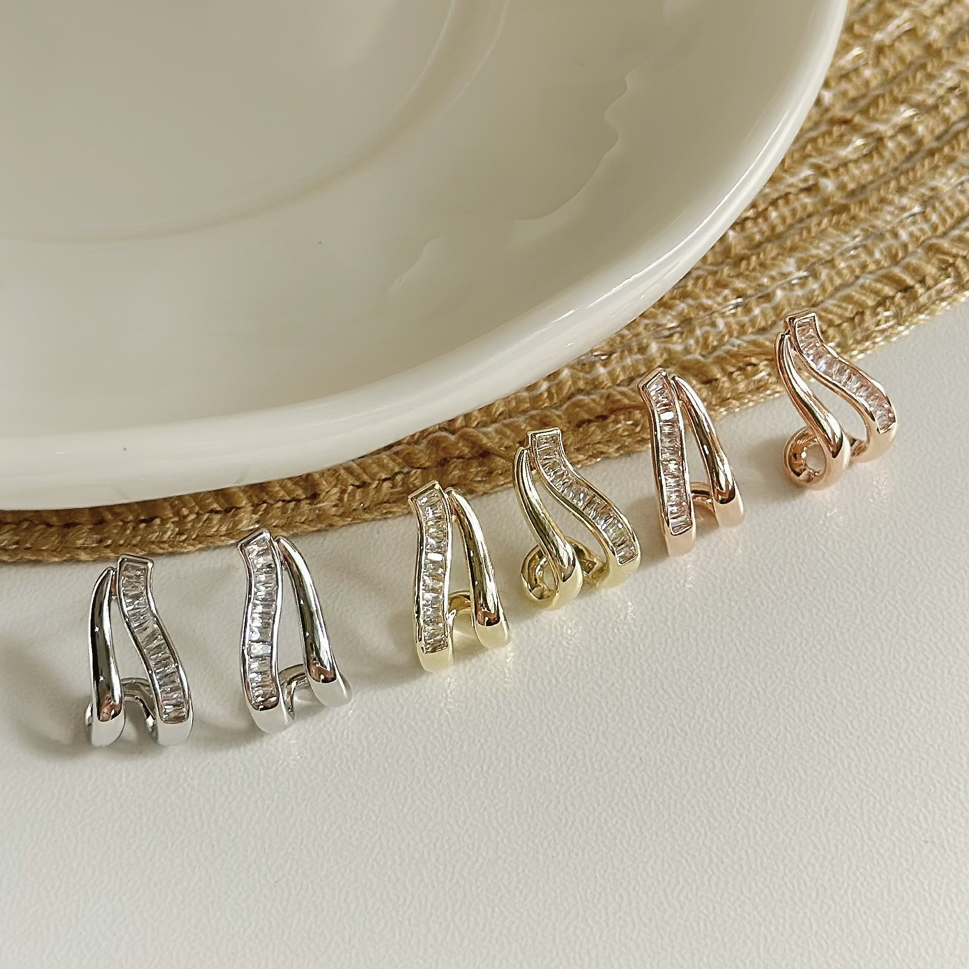 C135鋯石波浪雙層C字圈