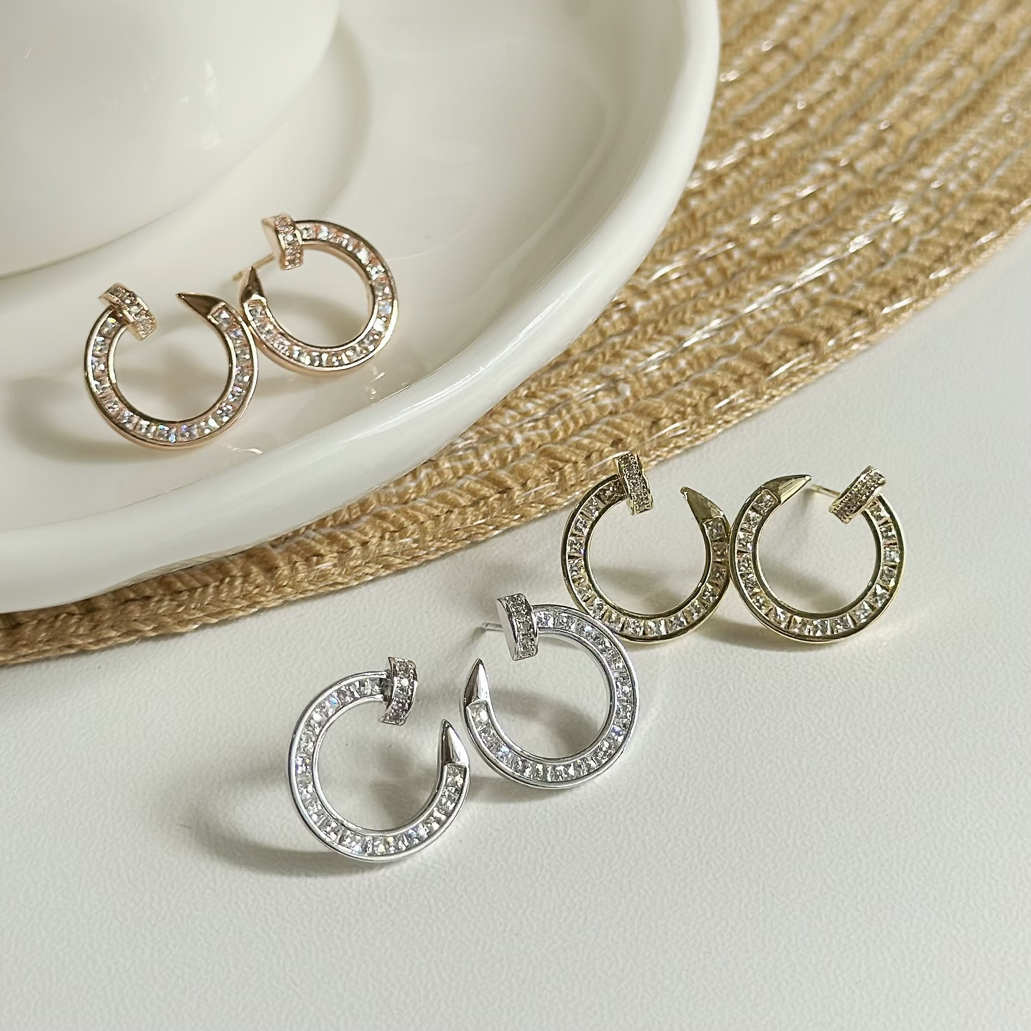 C146鋯石釘子耳針