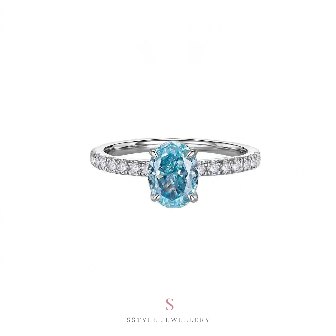 Evie Aquamarine ring