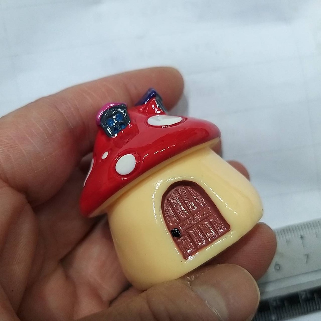 【台灣現貨速發】多肉植物 微景觀 小公仔 小玩偶(香菇房屋)