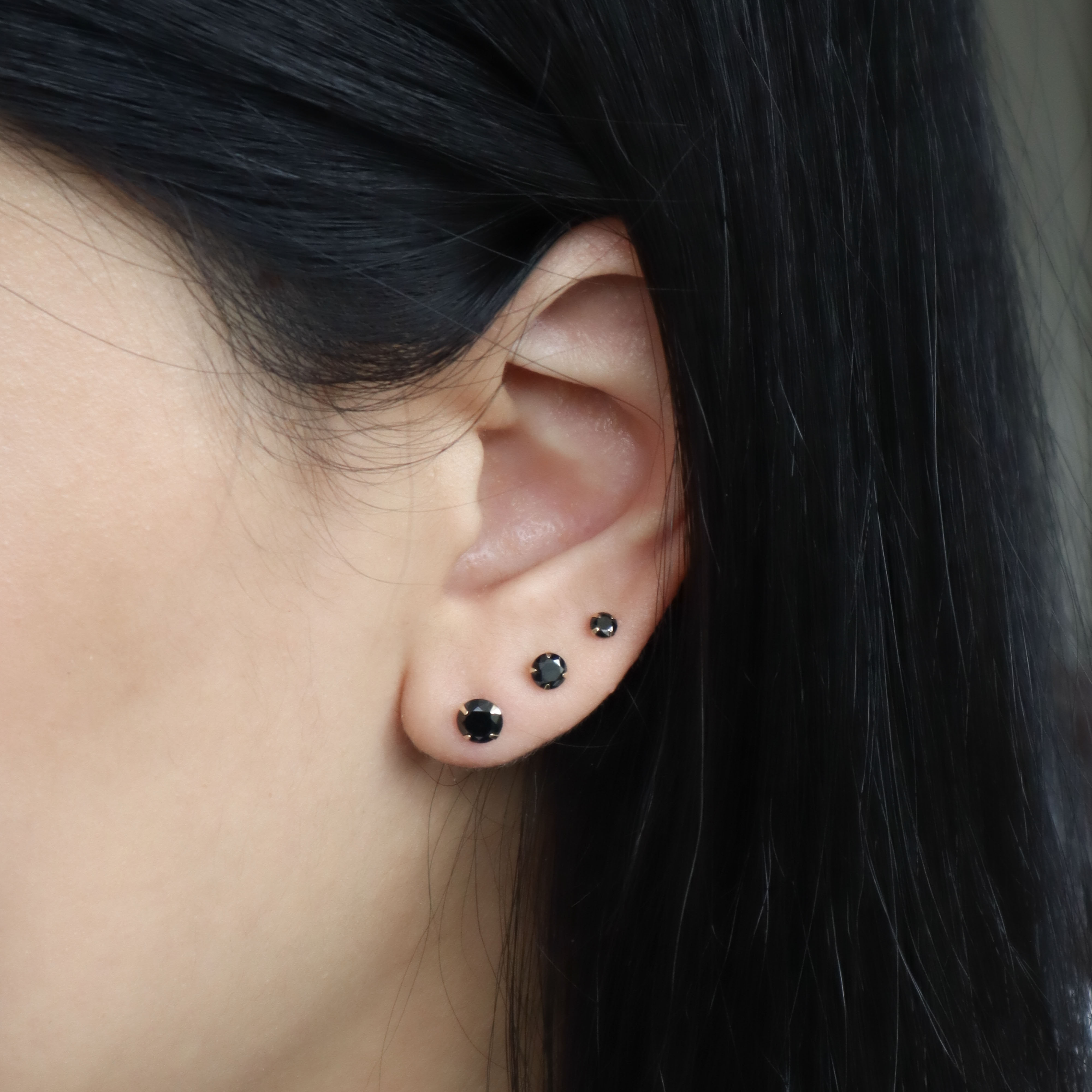 10K/夜曜黑單顆鋯鑽耳環