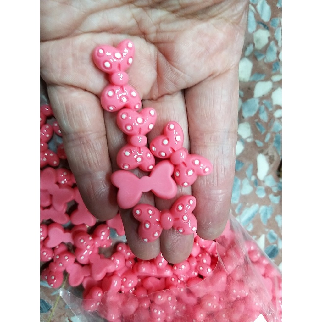 【台灣現貨速發】手機飾品迷你配件//手工藝貼片  (蝴蝶結/魚/蘋果/牛油果//鐵塔)一包10個*3=30元