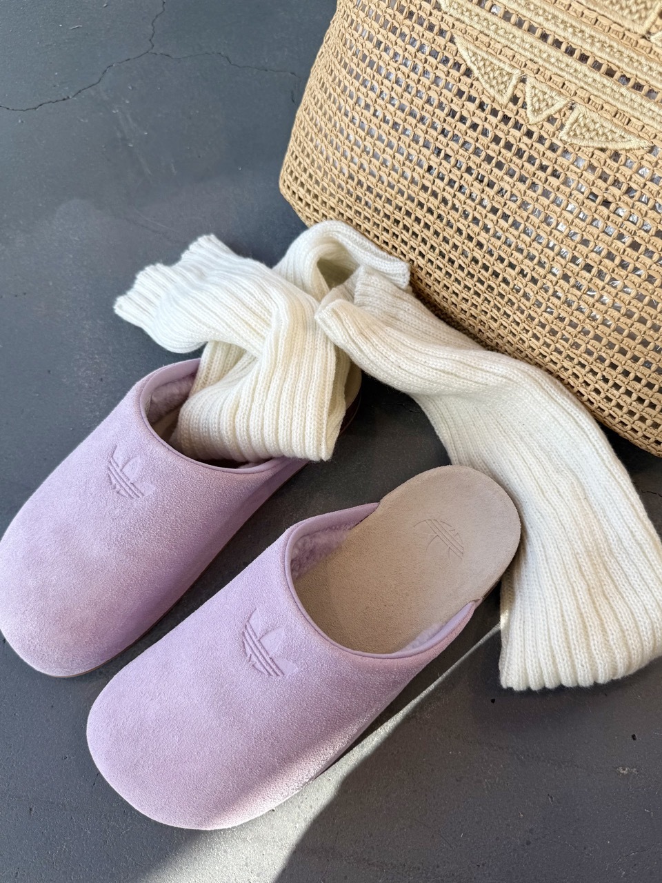 ADIDAS ORIGINALS ADIMULE 麂皮 穆勒鞋 包頭拖鞋 懶人鞋 半拖鞋 芋香紫 淡紫 男女鞋 JP8732 / 預購