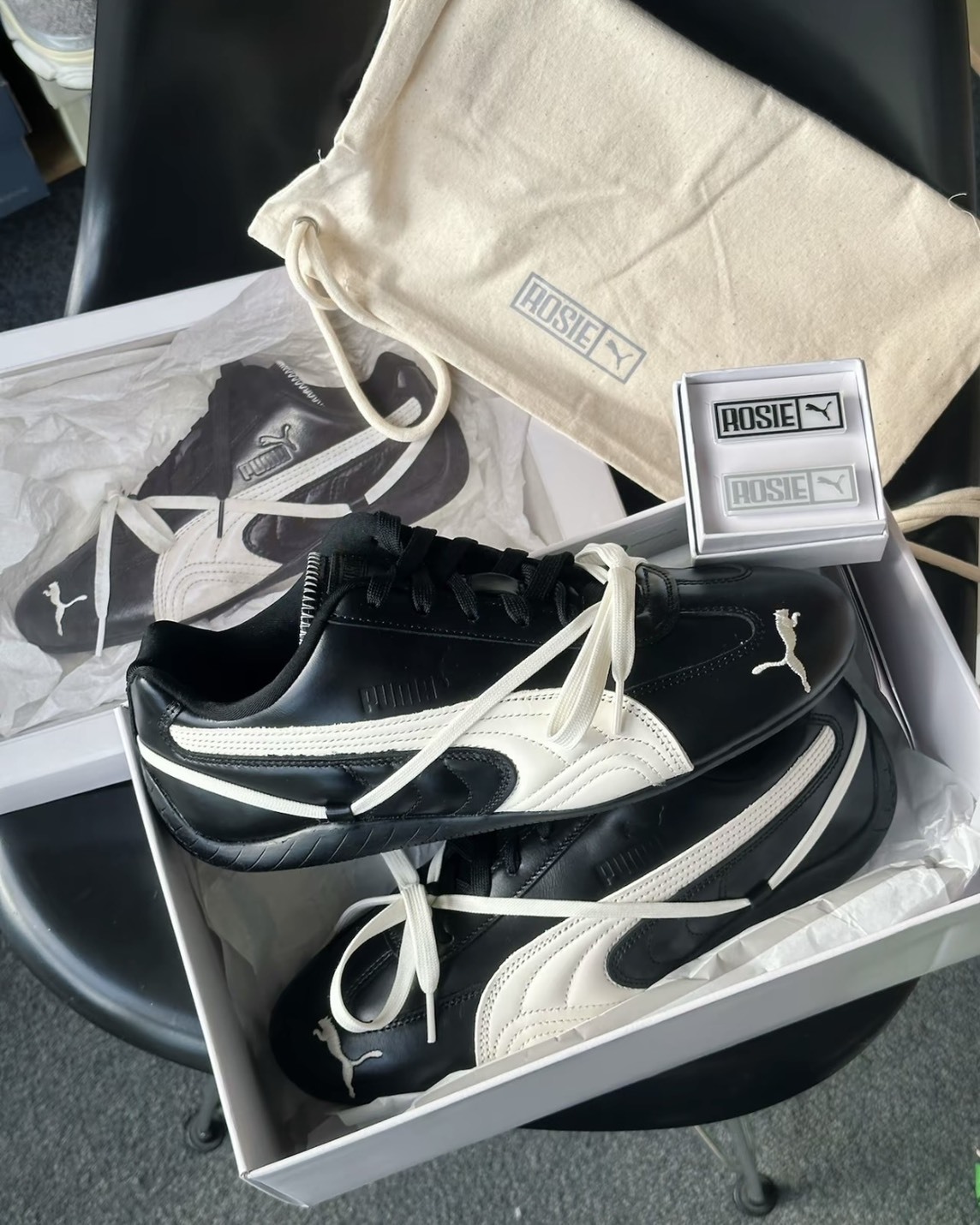 「SS預購」ROSÉ x PUMA speedcat 綁帶賽車鞋 黑/白 404391-01/404390-01