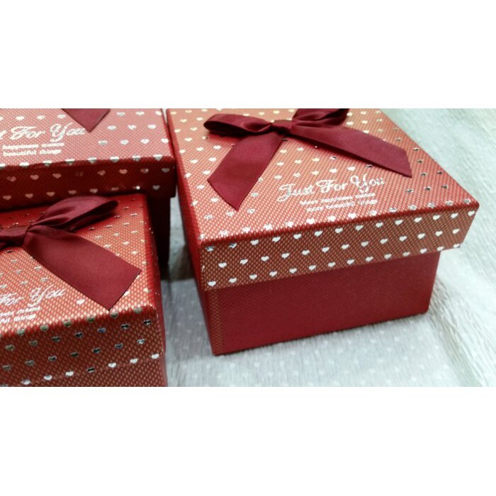 【台灣現貨速發】編號E123------正方紳士禮物盒20元*