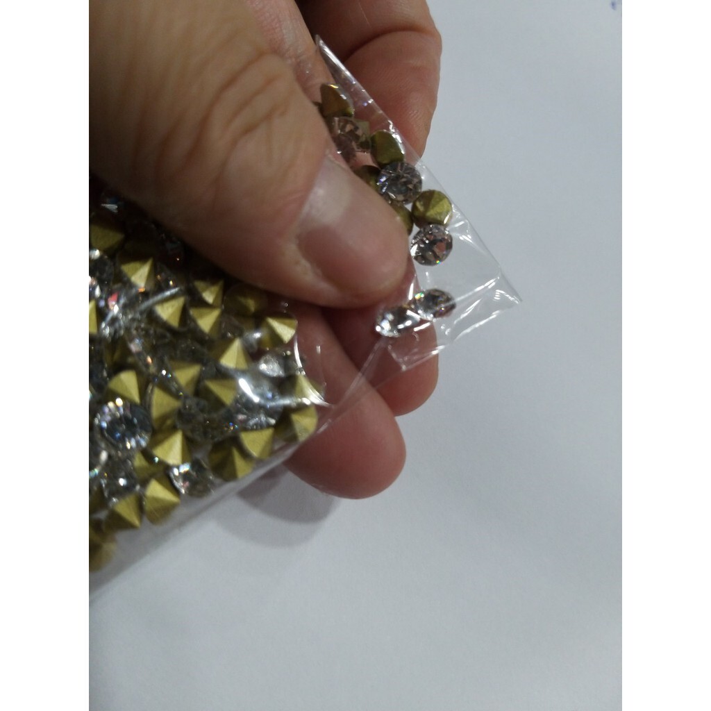 【台灣現貨速發】3~5mm尖底水鑚/指甲貼片｜透明金底