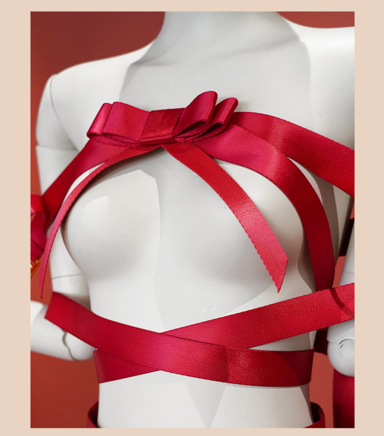 UPKO,義大利 UPKO,UPKO 蝴蝶結身體綁帶,調教時尚,調教,調教扮演,BDSM,SM,親密關係,格雷,角色扮演,捆綁,禮物,繩縛,束縛,綁帶,口球,手拍,頸圈,項圈,牽引鏈,手銬,腳銬,馬鞭