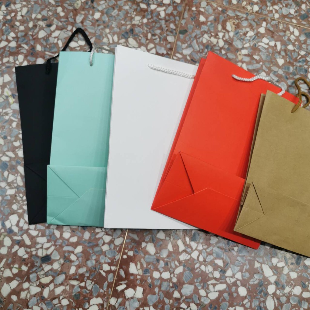 【台灣現貨速發】牛皮紙袋 禮物提袋｜高28*寬20深10 公分 (2號)