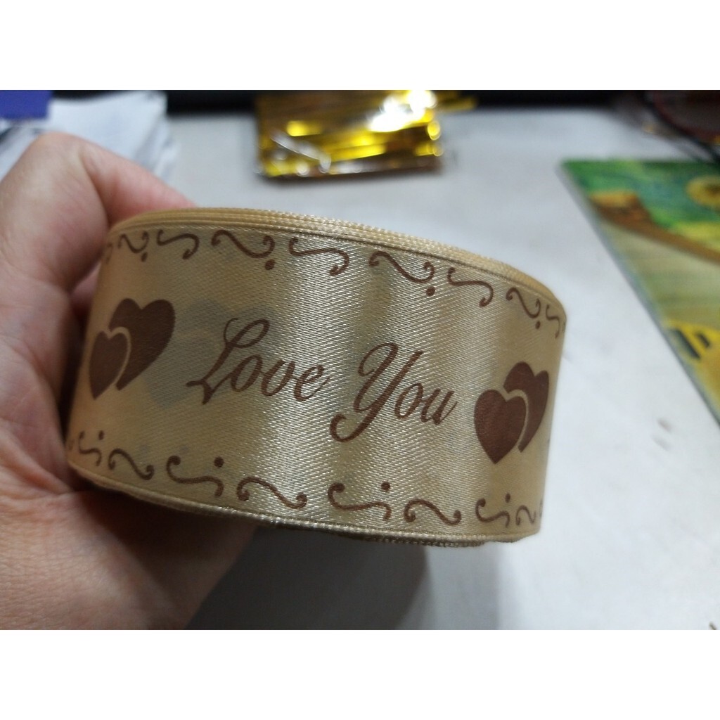【台灣現貨速發】4公分印愛心LOVE YOU秀士帶(香檳金色)25碼80元