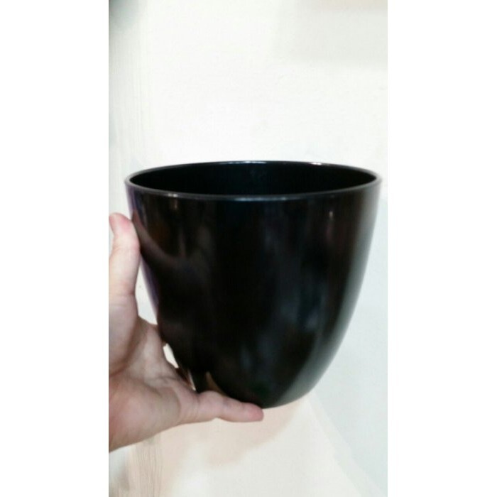 【台灣現貨速發】編號M300------白//黑色圓型花盆(花器)