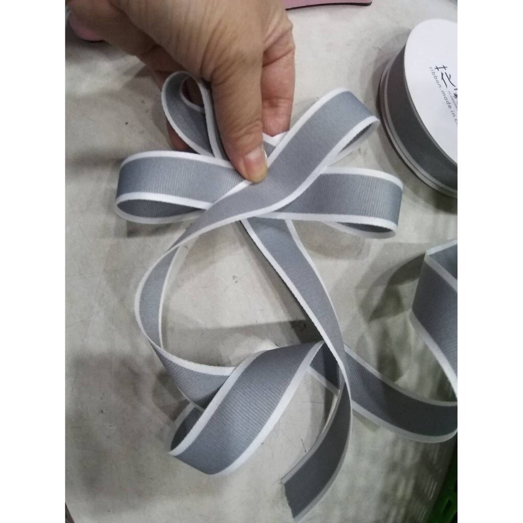 【台灣現貨速發】2.8cm簡風邊條带 花束麻布带缎带｜1捲120元｜緞帶 秀士緞帶 包裝材料