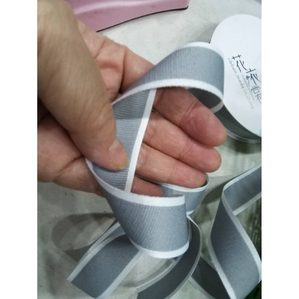 【台灣現貨速發】2.8cm簡風邊條带 花束麻布带缎带｜1捲120元｜緞帶 秀士緞帶 包裝材料