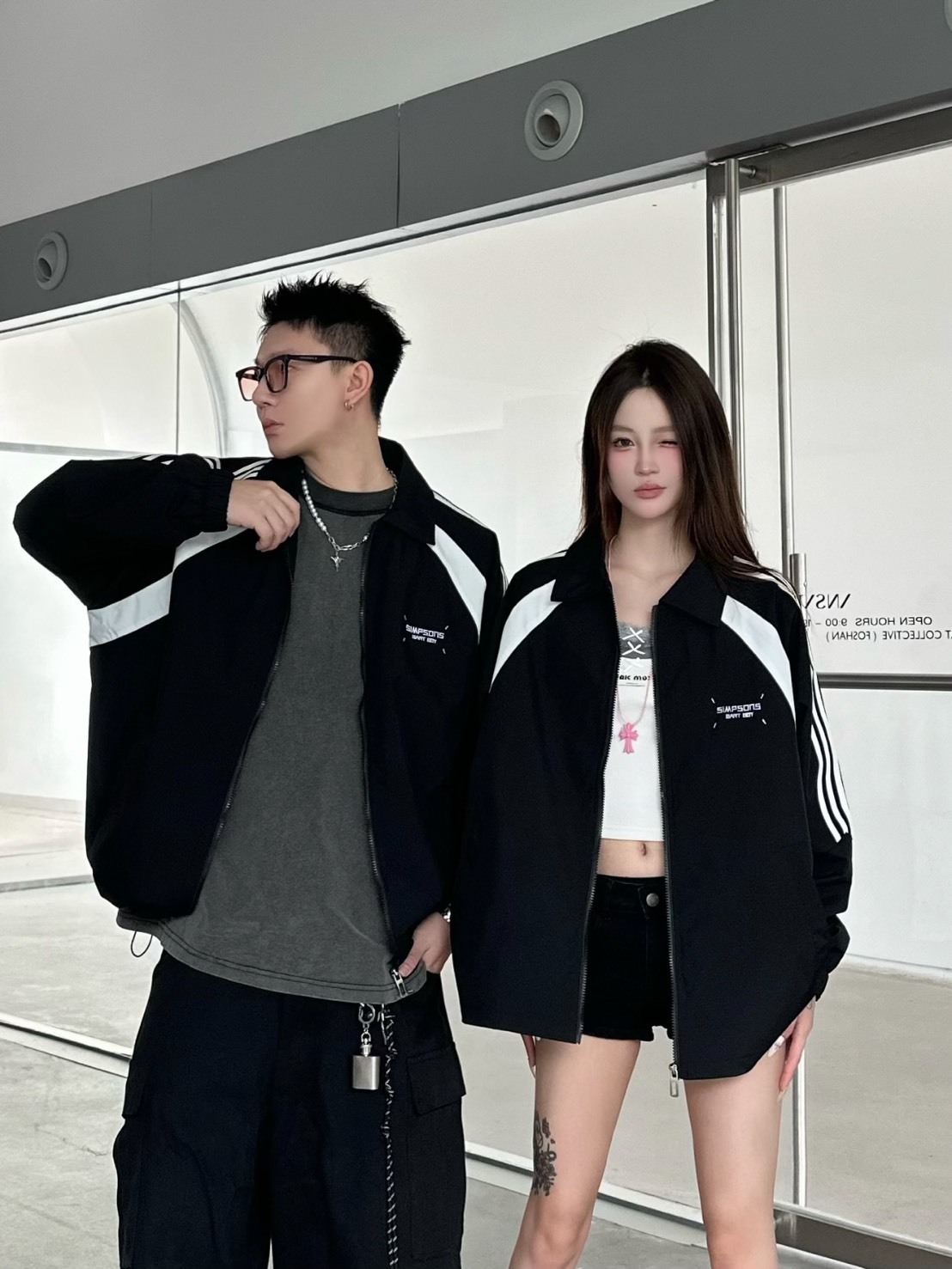 THE SIMPSONS 美式條紋拼接 夾克外套