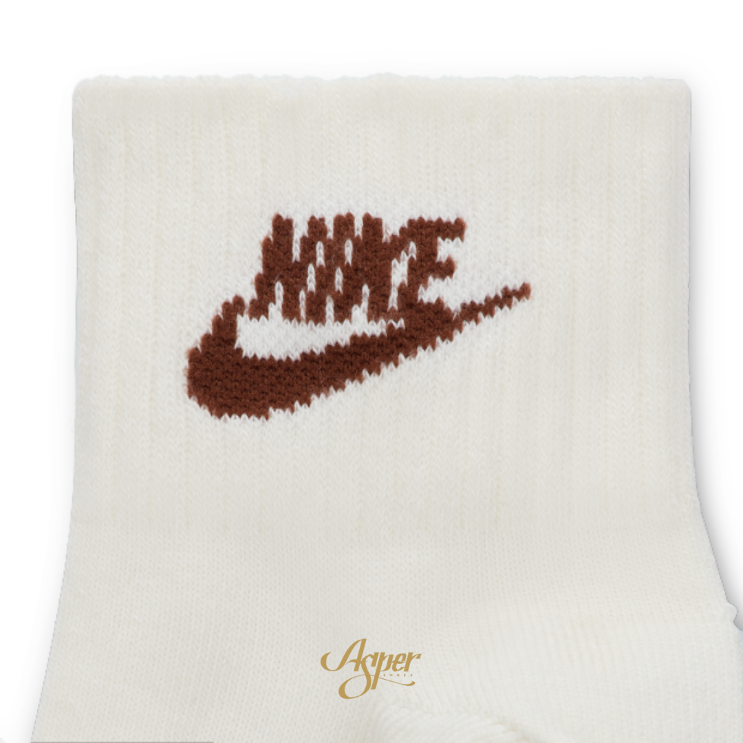 Nike Everyday Essential Dri-FIT 卡其棕 三雙一組 中筒襪 DX5074-904 IX