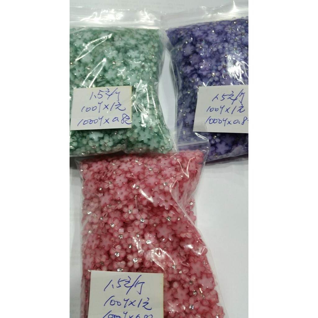 【台灣現貨速發】1.5元*10片**批發0.8元'''''貼指甲//手機//服飾鑽片~精緻櫻花半面花片