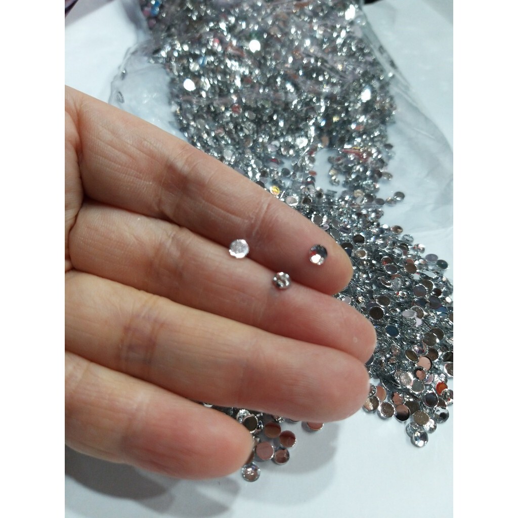 【台灣現貨速發】一萬顆200元-3mm(圓)型壓克力半面鑚片//五彩透明色