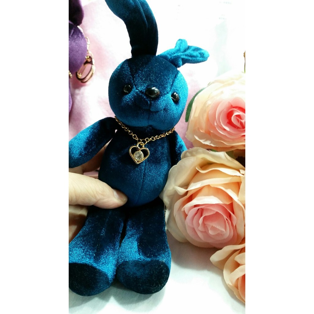 【台灣現貨速發】水鑽絲絨兔子 絲絨兔 兔子玩偶 掛飾 玩偶掛飾 畢業季