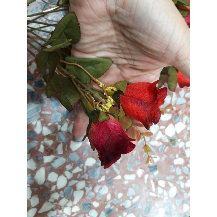 【台灣現貨速發】玫瑰 人造含苞玫瑰花 14朵