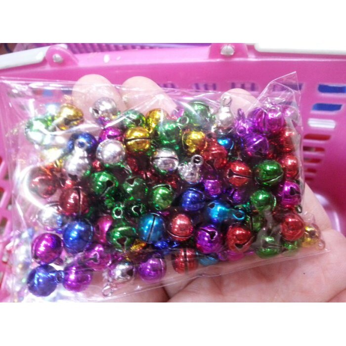 【台灣現貨速發】(材料王批發)0.8公分彩色銅鈴鐺2元