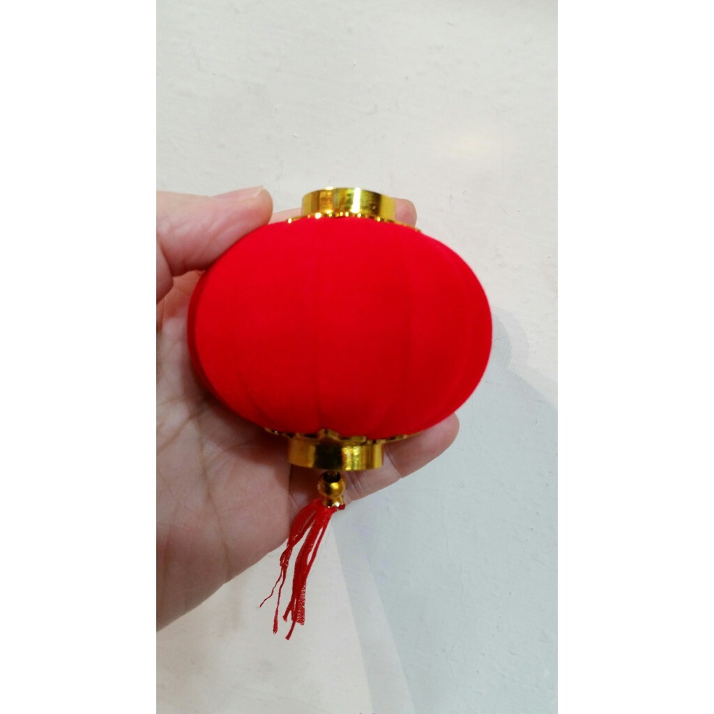 【台灣現貨速發】絨布小燈籠｜7公分｜絨布燈籠 紅燈籠 絨質面小燈籠 小紅燈籠 過年掛飾 春節