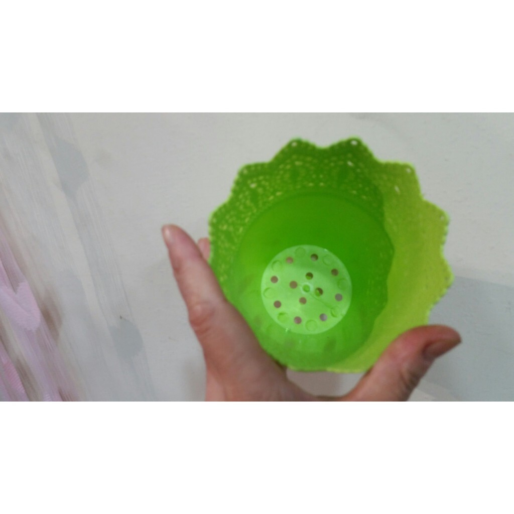 【台灣現貨速發】多肉植物//插乾花-花邊蕾絲簍空花盆(花器)