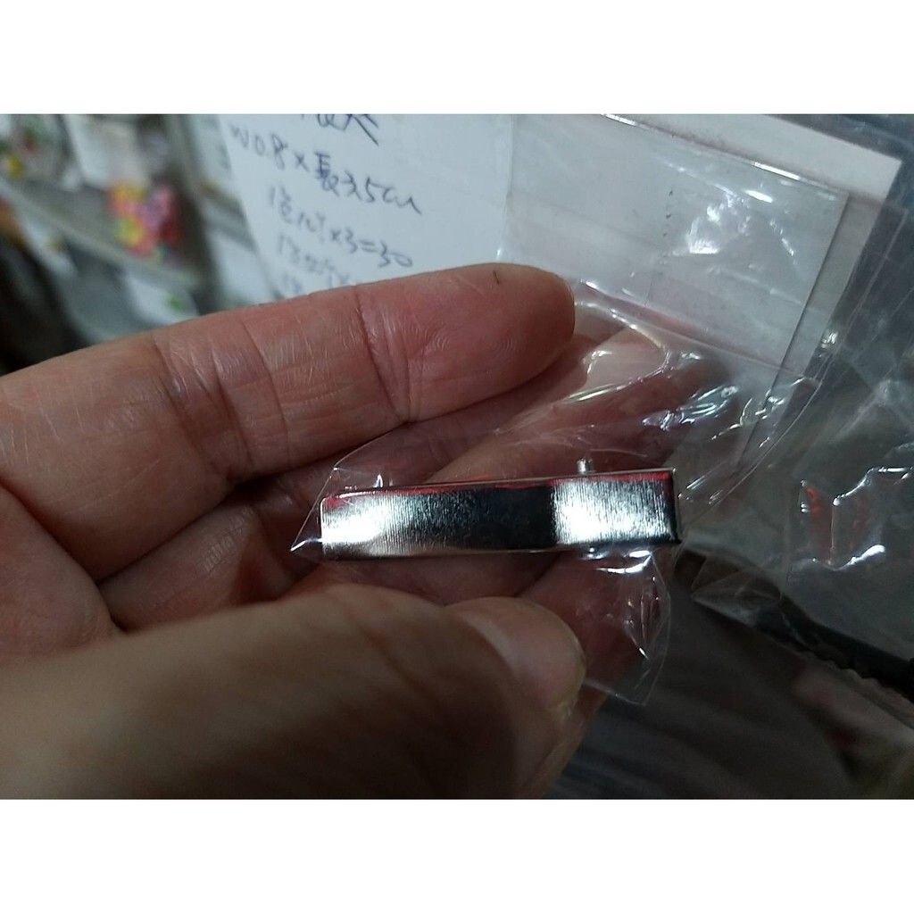 【台灣現貨速發】台灣現貨一個3元-5元'''扁夾(平口髮夾)3.5公分//7.5公分