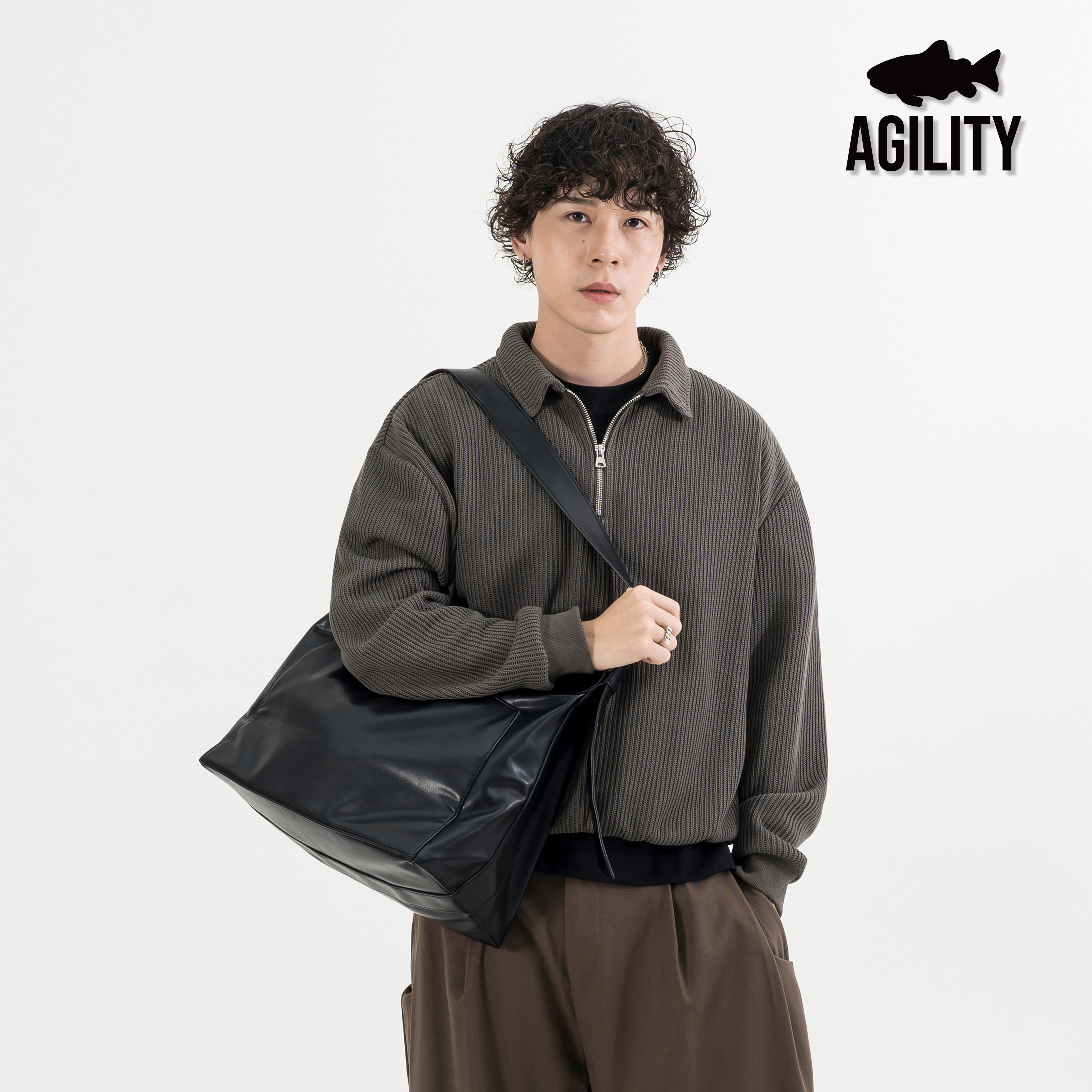 AGILITY Leather Hobo Bag 亮皮側背包 [B-LHB]