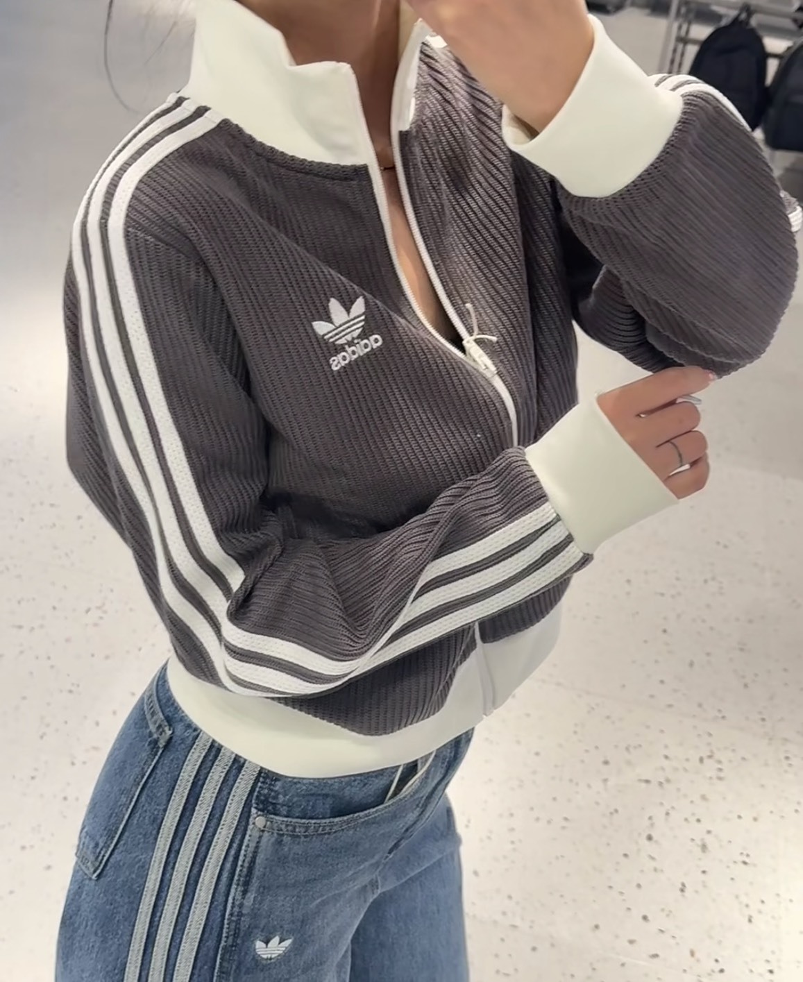 ADIDAS ORIGINALS TRACK TOP SS25 KNIT 三葉草 短版 華夫格 寬鬆 外套 棕灰 米白 KC2650 KC2649