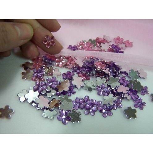 【台灣現貨速發】10mm花型壓克力半面鑚片