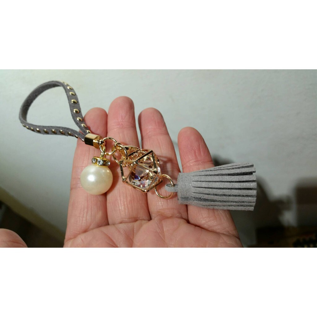 【台灣現貨速發】麂皮 雞皮 珍珠流蘇掛飾 鑰匙圈 鑰匙扣 包包鑰匙鍊掛飾 40元有現貨