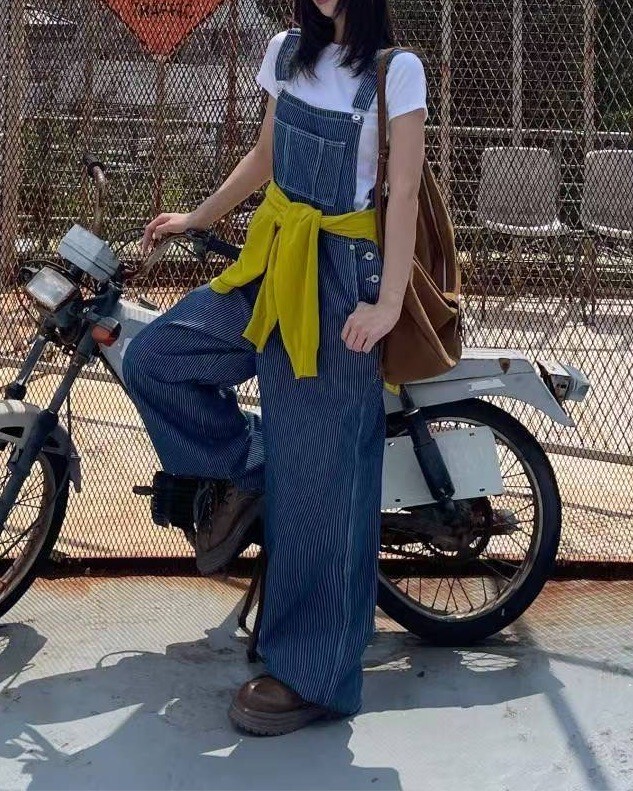 直紋丹寧吊帶褲