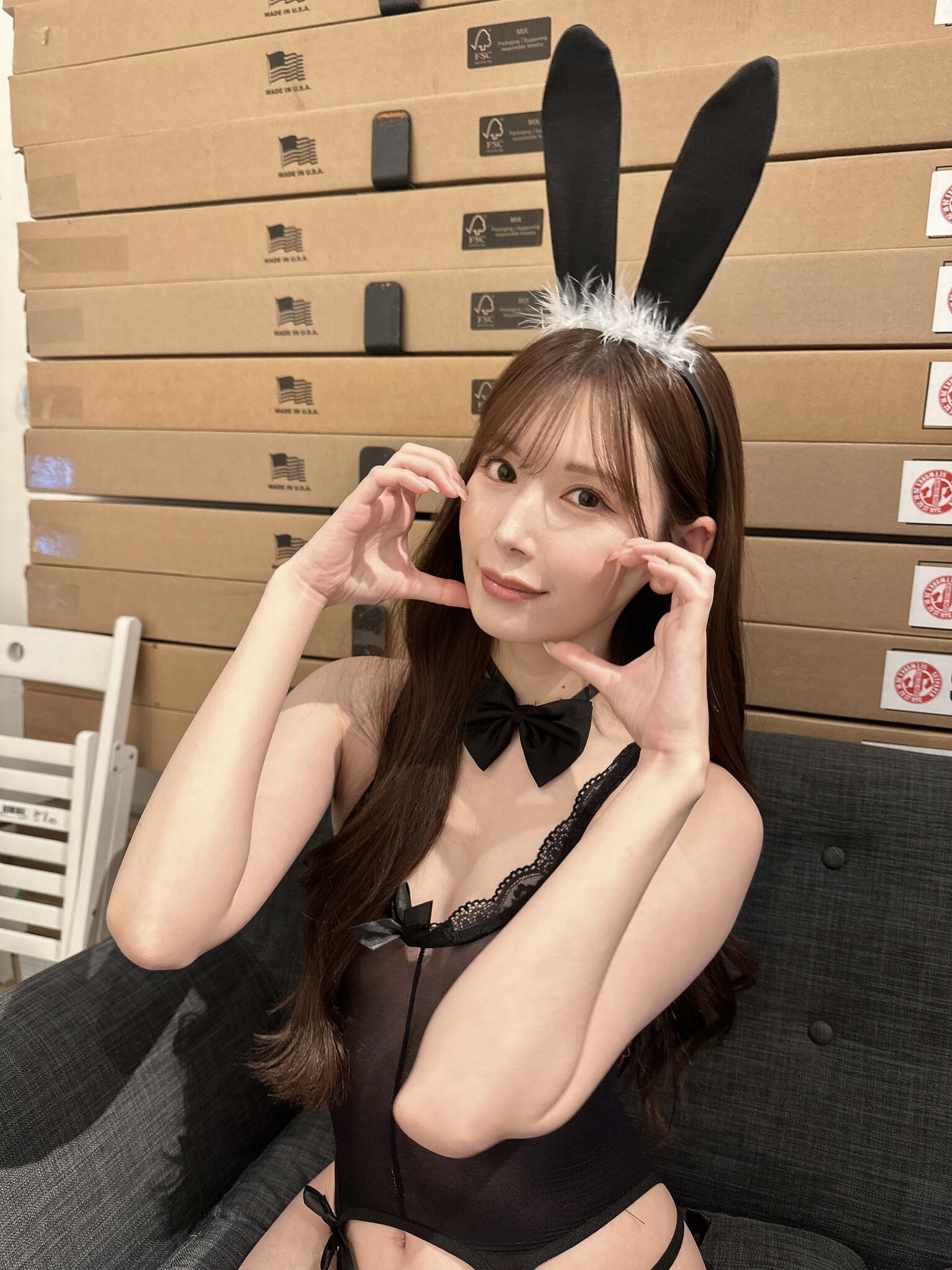 明里紬 - 兔女郎