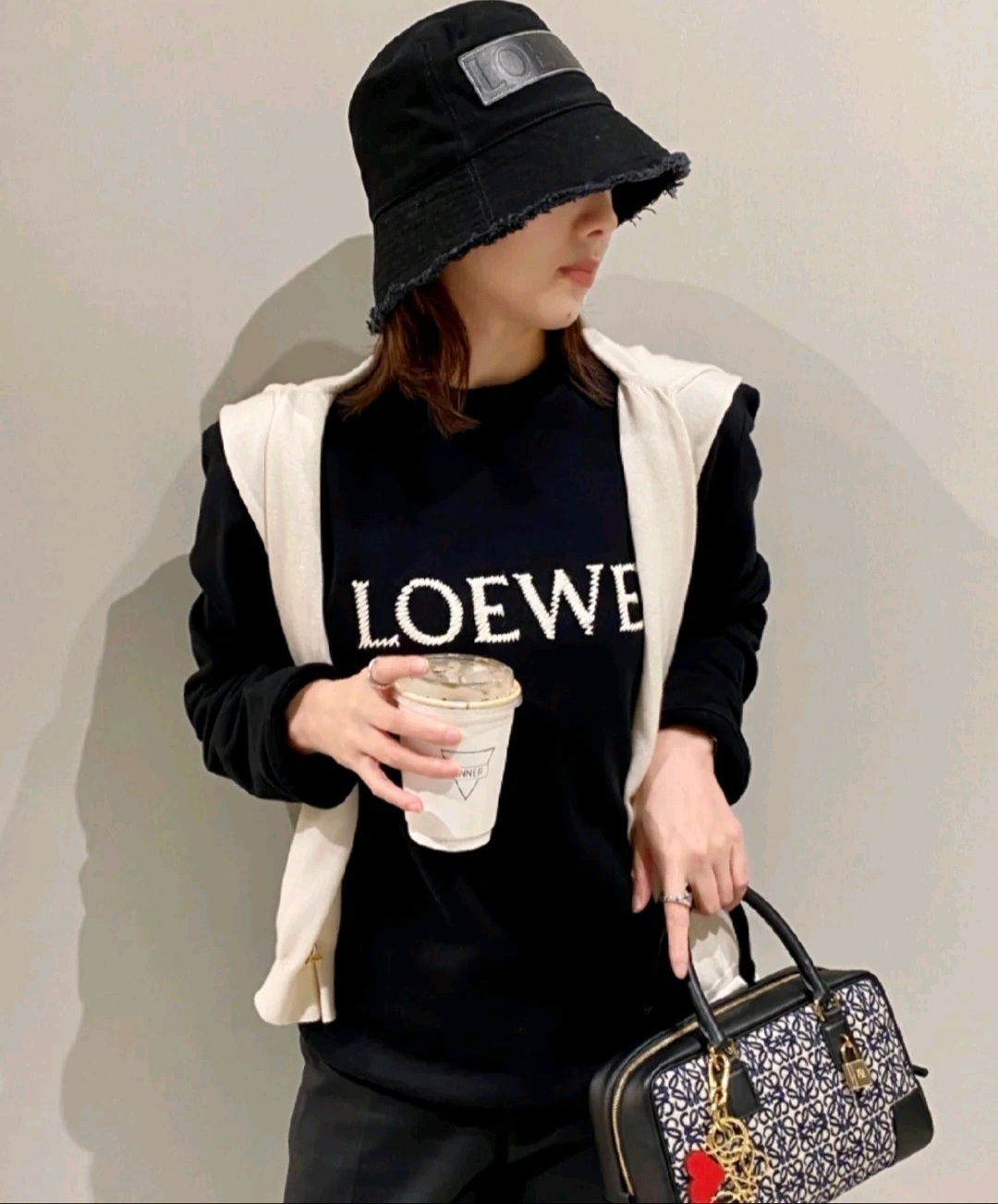 LOEWE 塗鴉刺繡 LOGO 衞衣 黑色