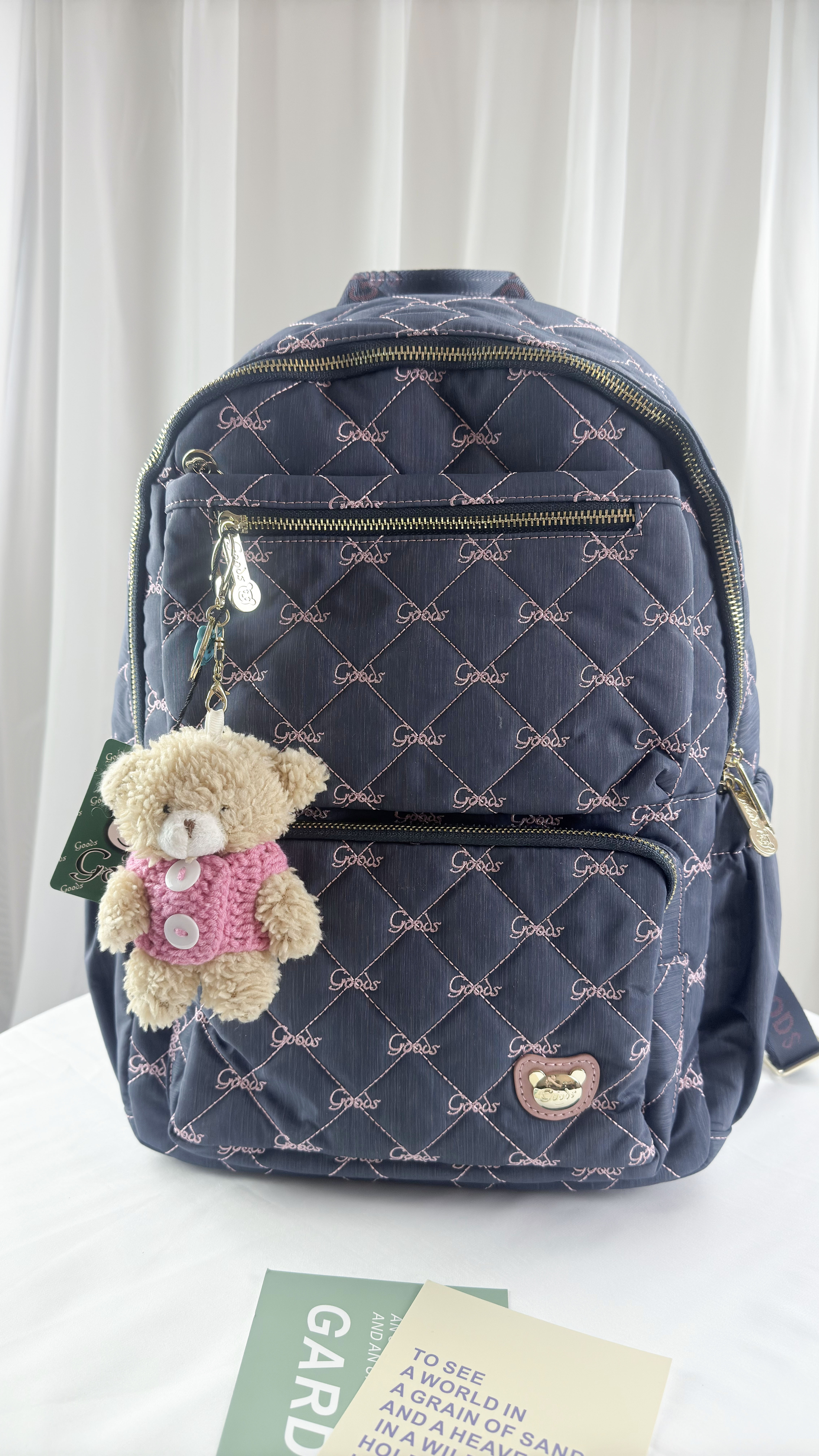 GOODS 牛仔藍拼接櫻花粉 防潑水後背包 附吊飾 #2627