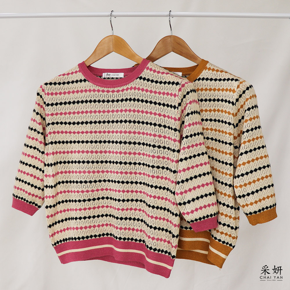 撞色菱格紋針織圓領七分袖上衣