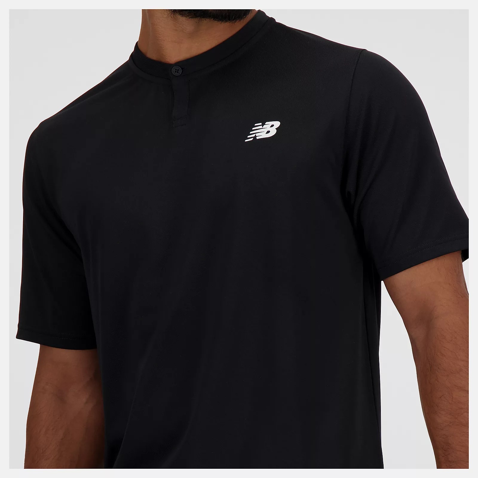 NEW BALANCE 短T NB 黑色 鈕扣 速乾 運動短袖 男 MT41403BK