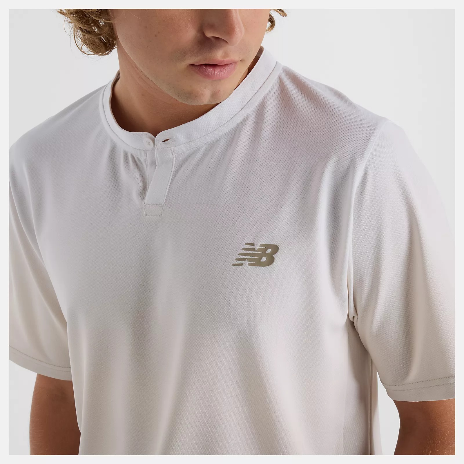 NEW BALANCE 短T NB 杏綠漸層 鈕扣 速乾 運動短袖 男 MT41406LIN