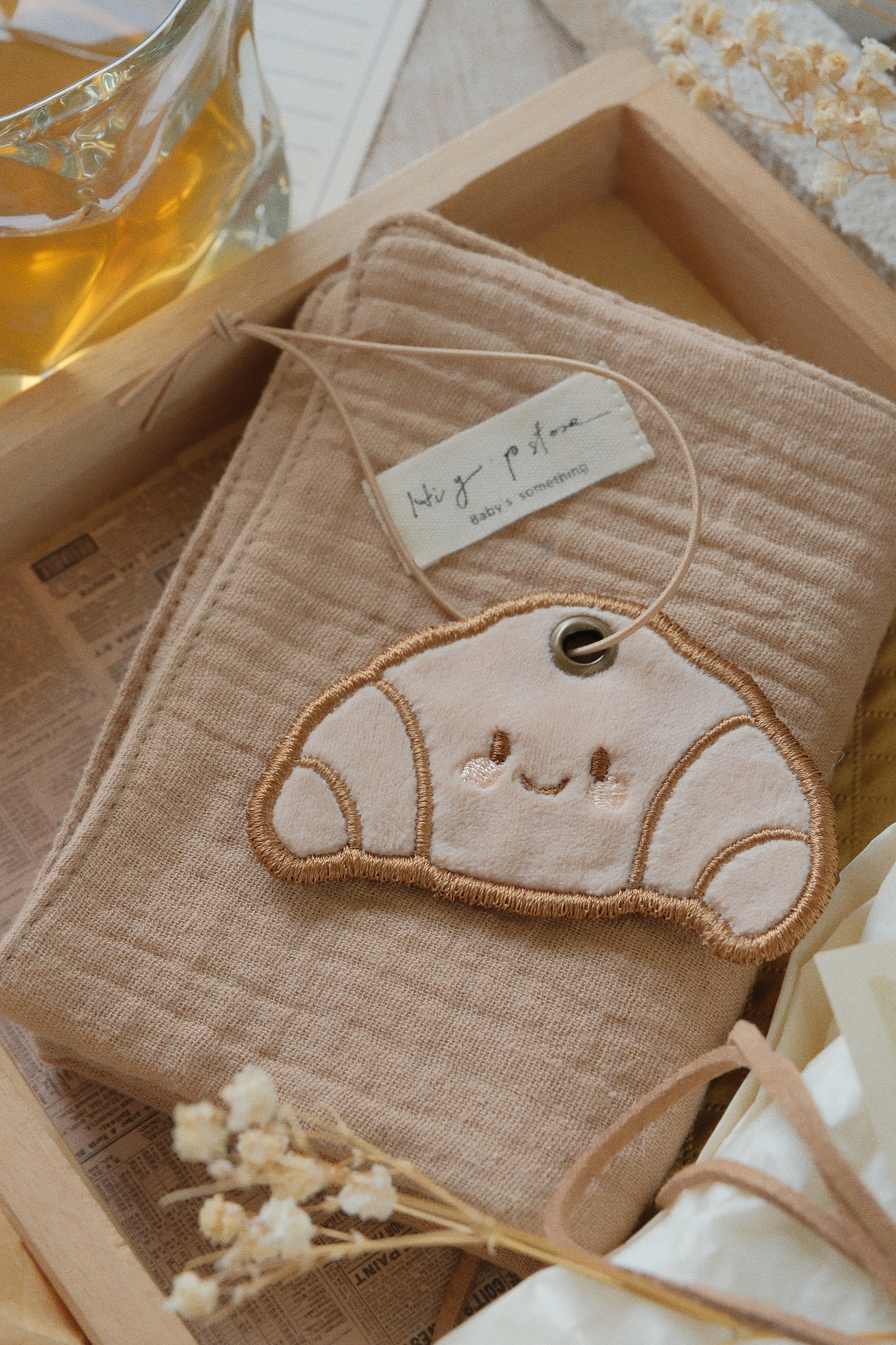 Hi Y.P store-姓名吊牌-獨家設計-可頌